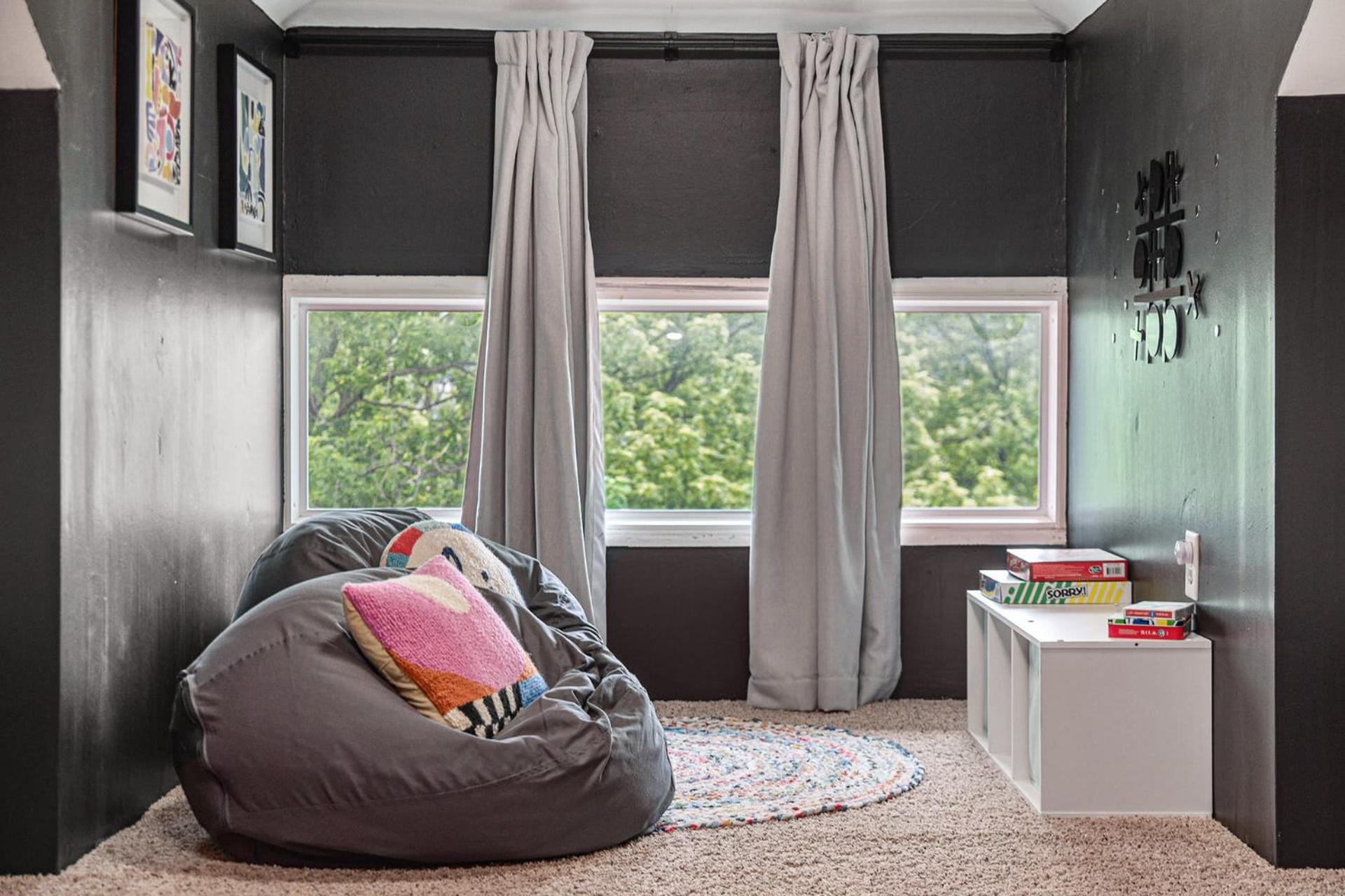 Cozy Boho Retreat Blocks From Unmc Omaha