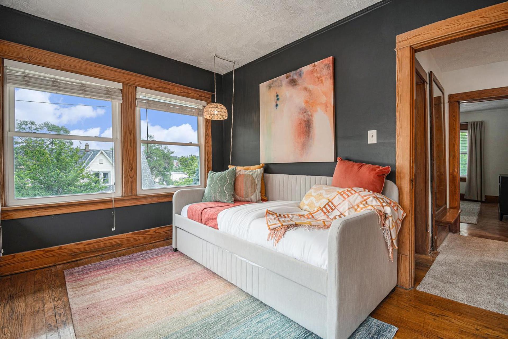Cozy Boho Retreat Blocks From Unmc * Omaha